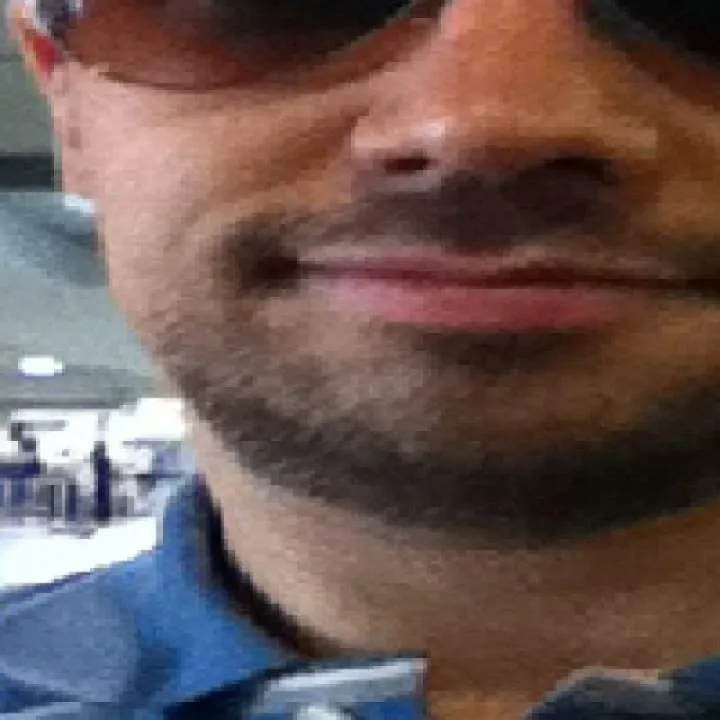 Artsy The Magnet Photo On Jungo Live