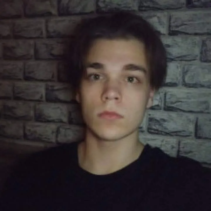 Maxim Photo On Jungo Live