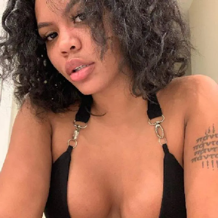 Debbie Photo On Jungo Live