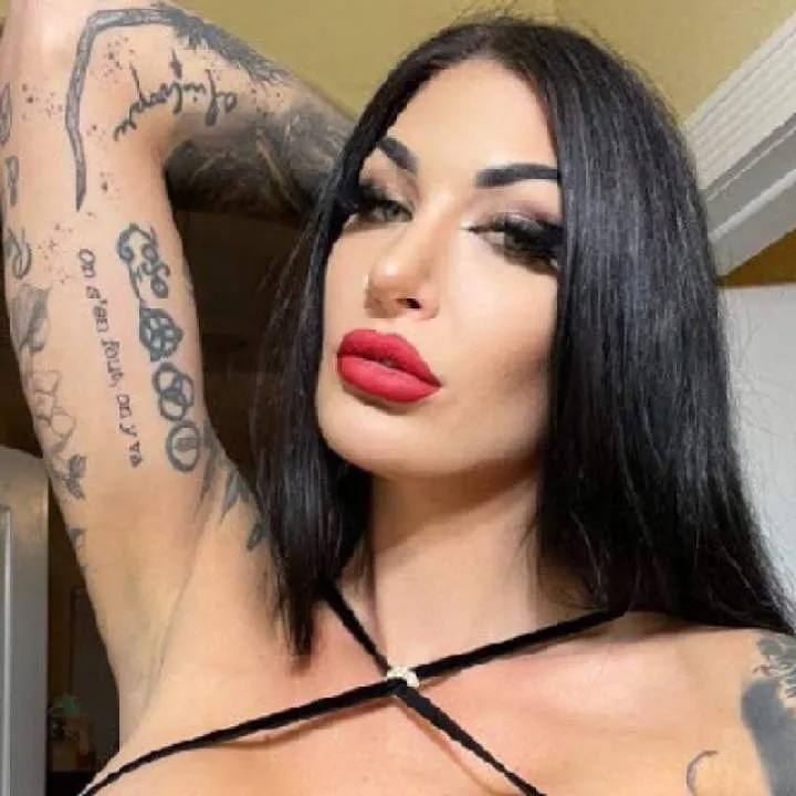 Tongueuser Photo On Jungo Live