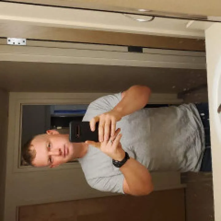 Dusty Photo On Jungo Live