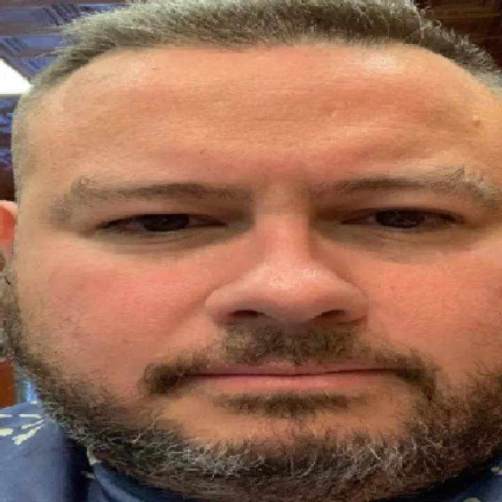 Lou Photo On Jungo Live