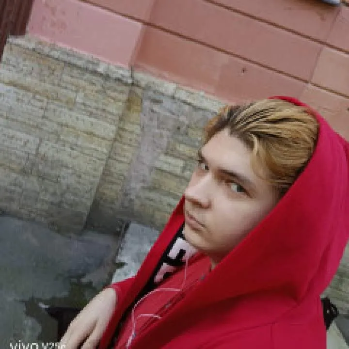 Yulian Photo On Jungo Live