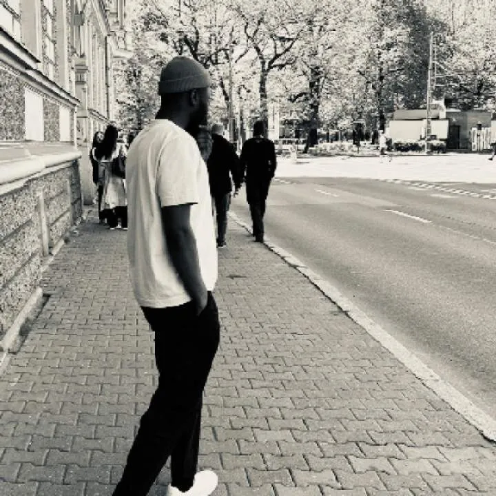 Mario Photo On Jungo Live