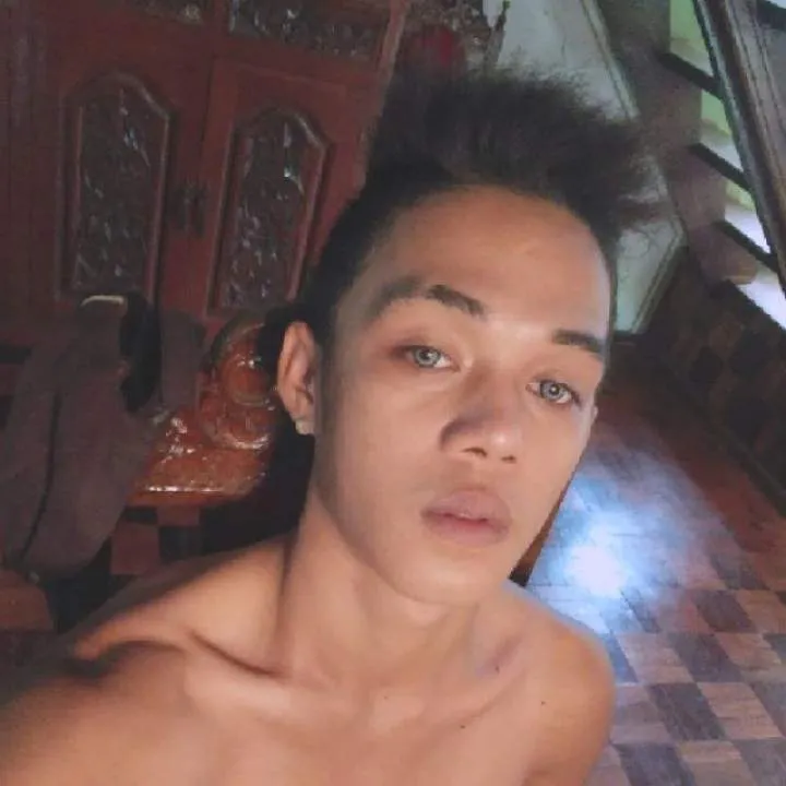 Kim Photo On Jungo Live