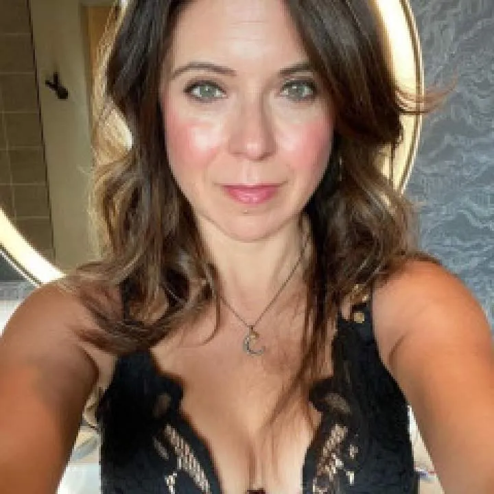 Crystal Photo On Jungo Live