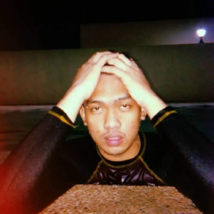 Red Photo On Jungo Live