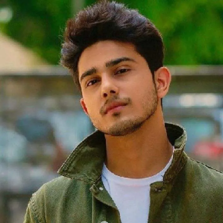 Sumit Photo On Jungo Live