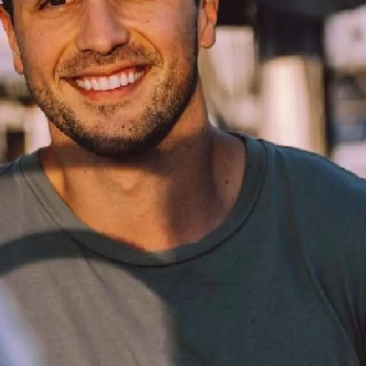 Chris Photo On Jungo Live