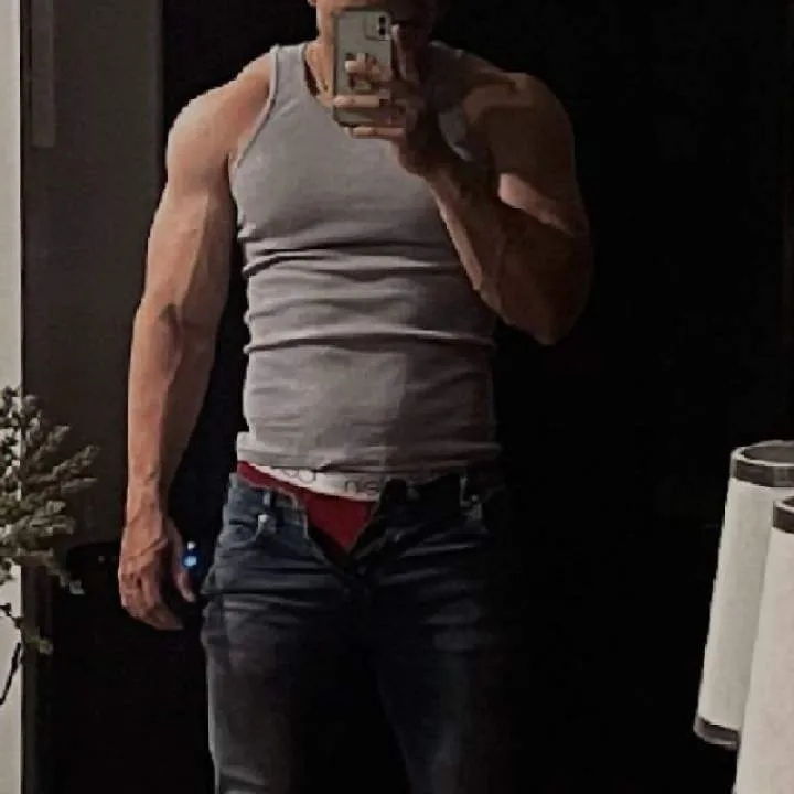 Adem Photo On Jungo Live