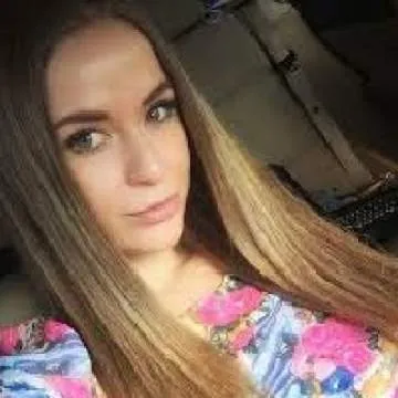 Sarrah Photo On Jungo Live