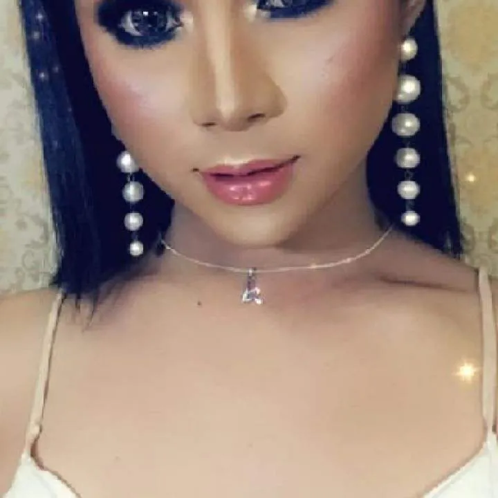 Bella Photo On Jungo Live