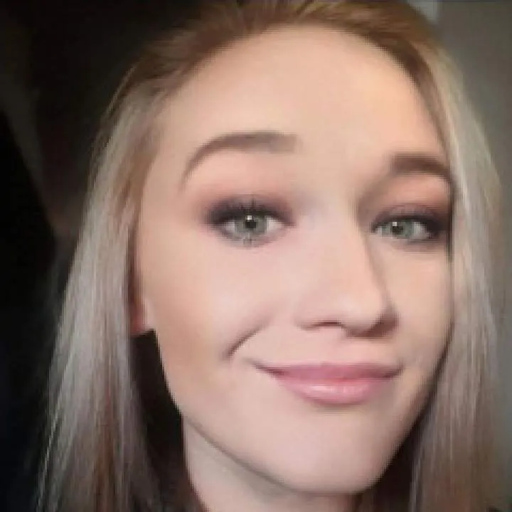 Adoll Photo On Jungo Live