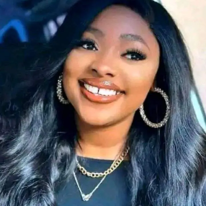 Sefunmi Photo On Jungo Live