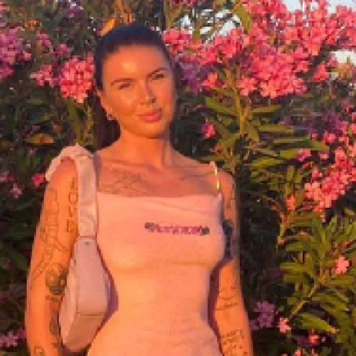 Carlymark11 Photo On Jungo Live