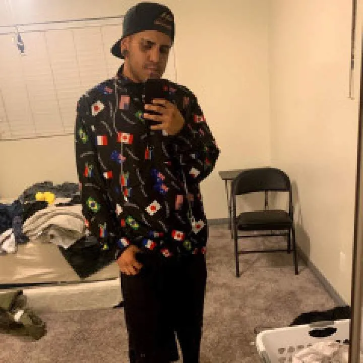 Damien Photo On Jungo Live