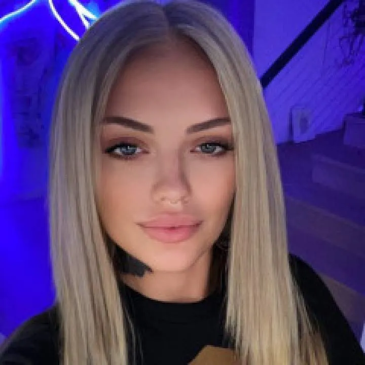 Goddesskim27 Photo On Jungo Live