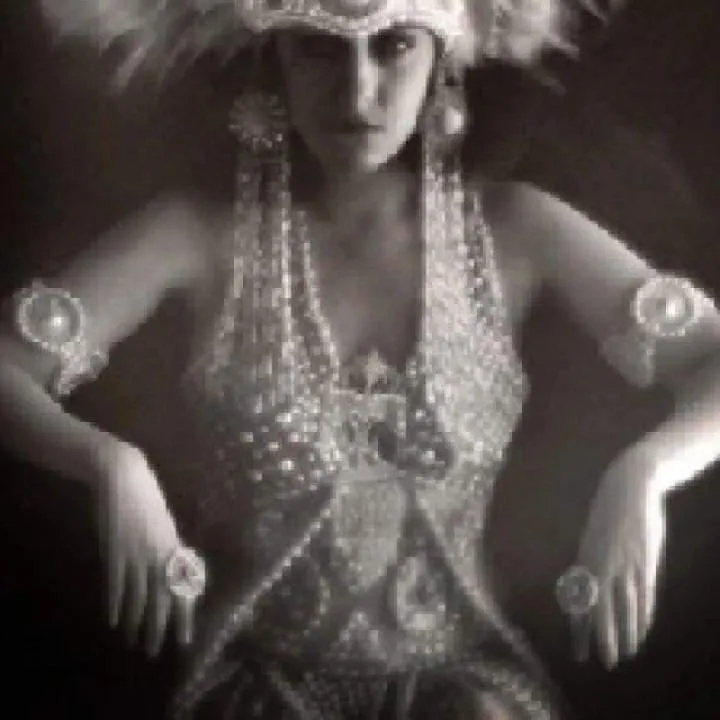 Mistress Queen Photo On Jungo Live