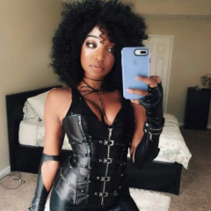 Stephenie Photo On Jungo Live