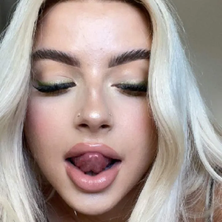 Pervertedvirgin Photo On Jungo Live