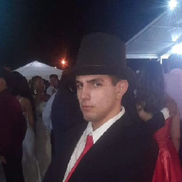 León-sub Photo On Jungo Live