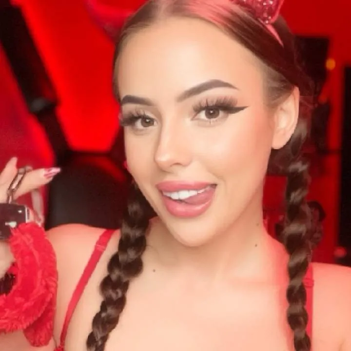 Goddessella Photo On Jungo Live