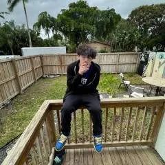 Submisiveslave........