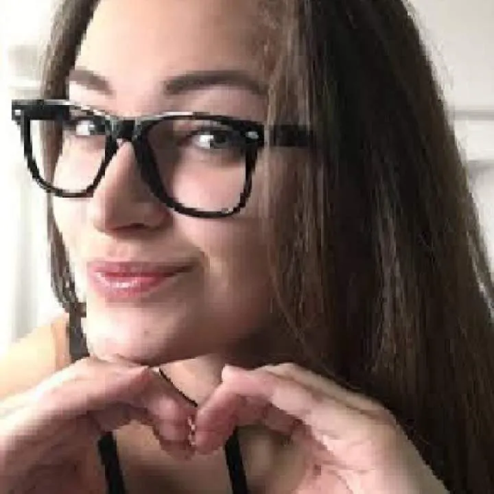 Anna Photo On Jungo Live