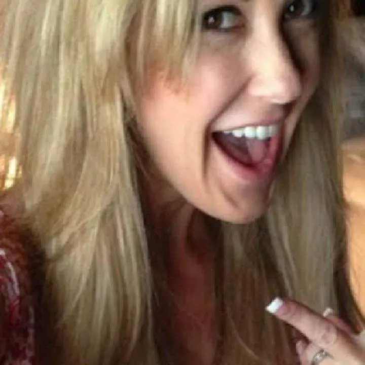 Robinsonstella Photo On Jungo Live