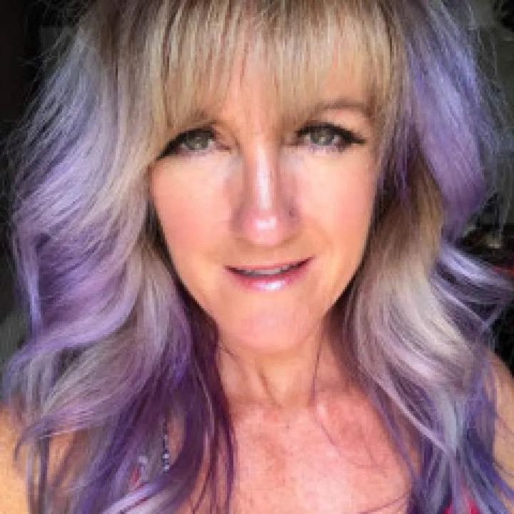 Angie Photo On Jungo Live