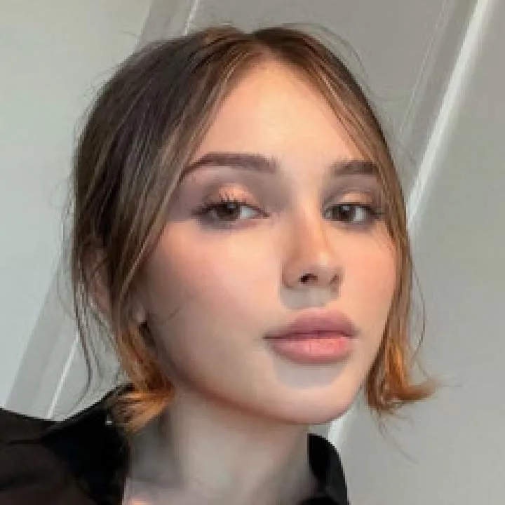 Mistresskaren Photo On Jungo Live