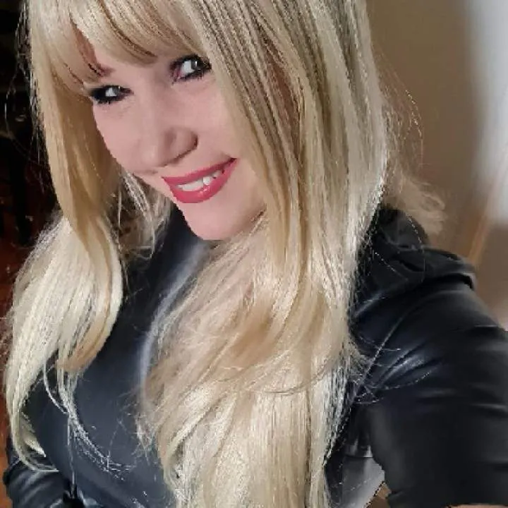 Youanddom Photo On Jungo Live