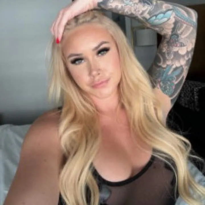 Florabrooke Photo On Jungo Live