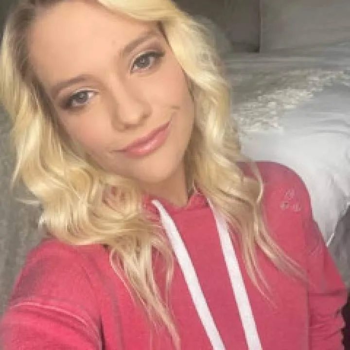 Emily Gallivan Photo On Jungo Live