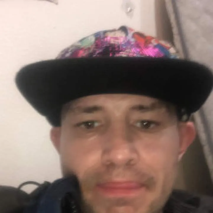 Pettibone Photo On Jungo Live