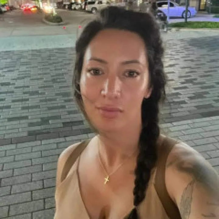 Rose Morgan Photo On Jungo Live