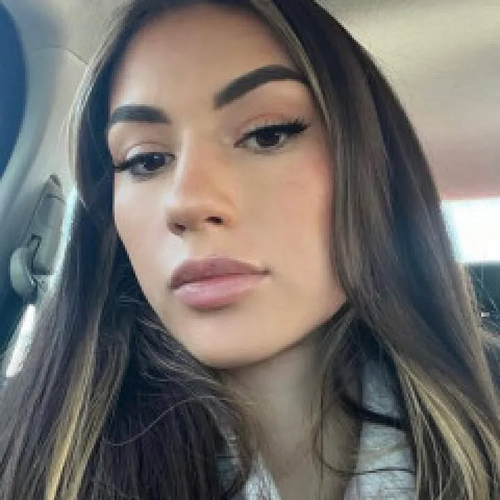 Caroline Photo On Jungo Live