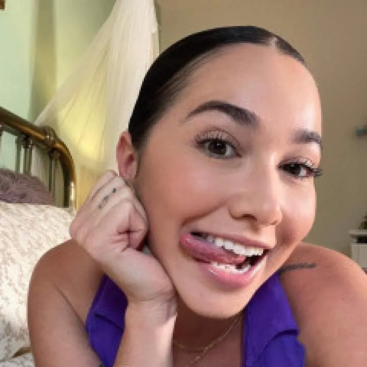 Ava Luna Photo On Jungo Live