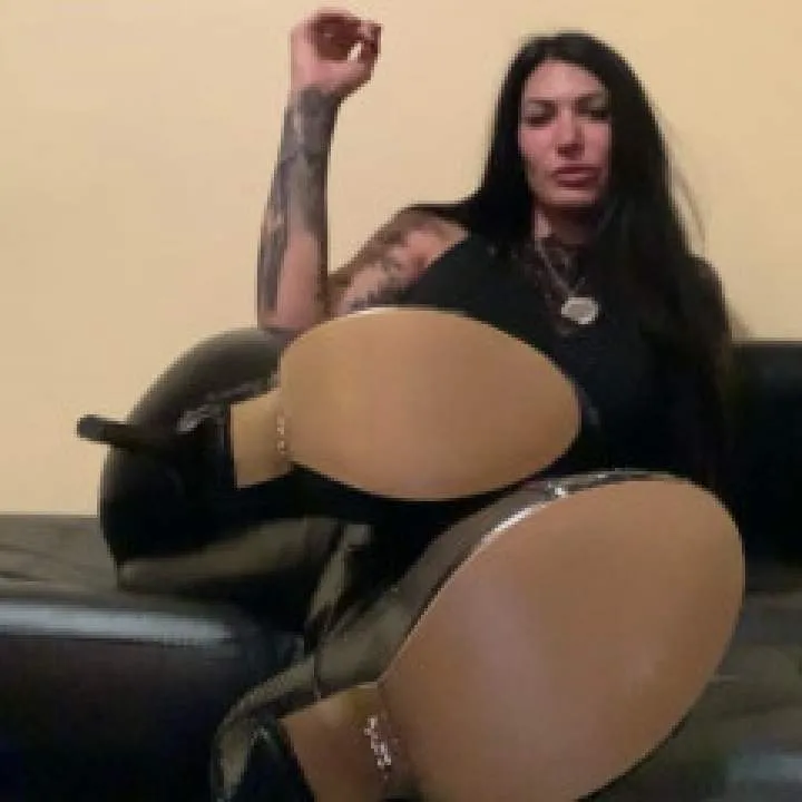 Favoritegoddess Photo On Jungo Live