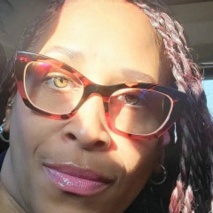 Emily Elizabeth Photo On Jungo Live