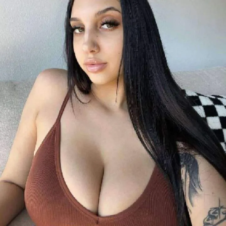 Amelia Photo On Jungo Live