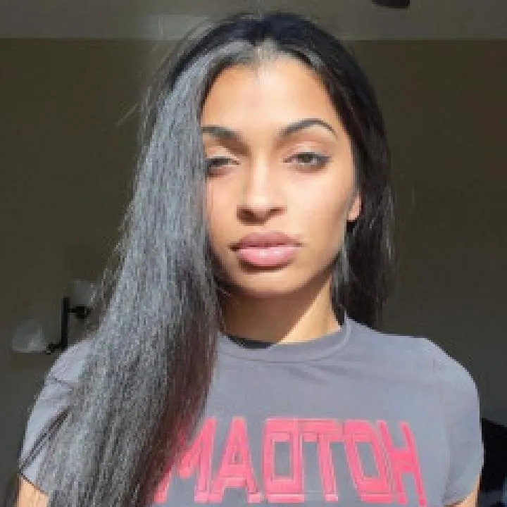 Amelia Photo On Jungo Live