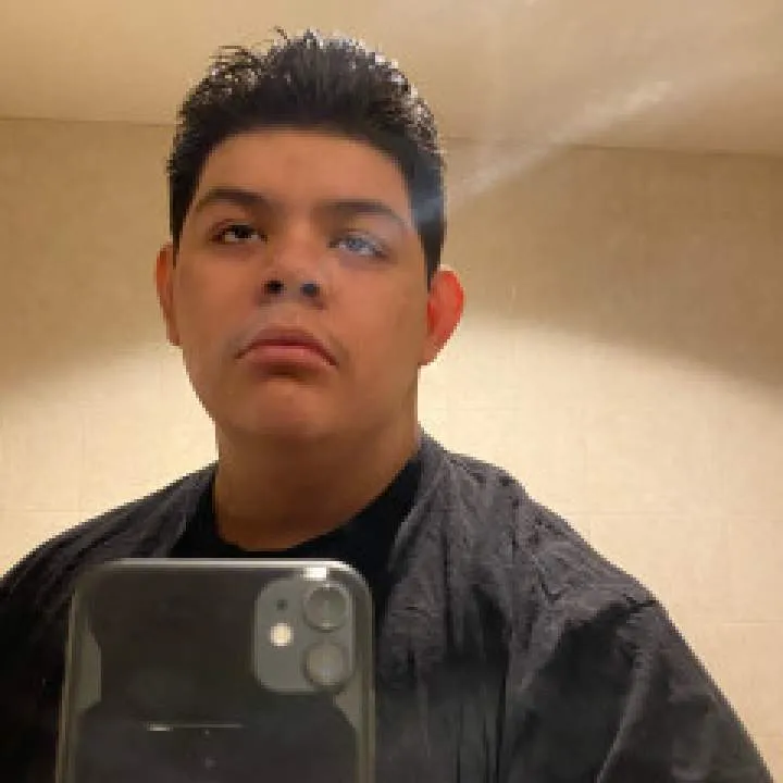 Chris Photo On Jungo Live