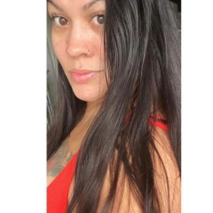 Elizabeth Santiago Photo On Jungo Live