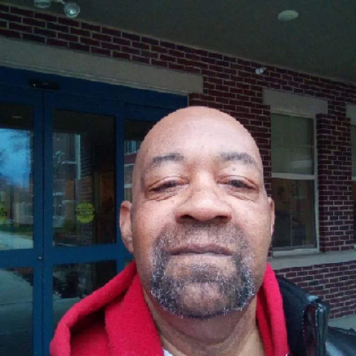 S Issy 0 6 6 3 Photo On Jungo Live