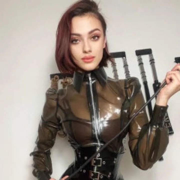 Mistress Greens Photo On Jungo Live