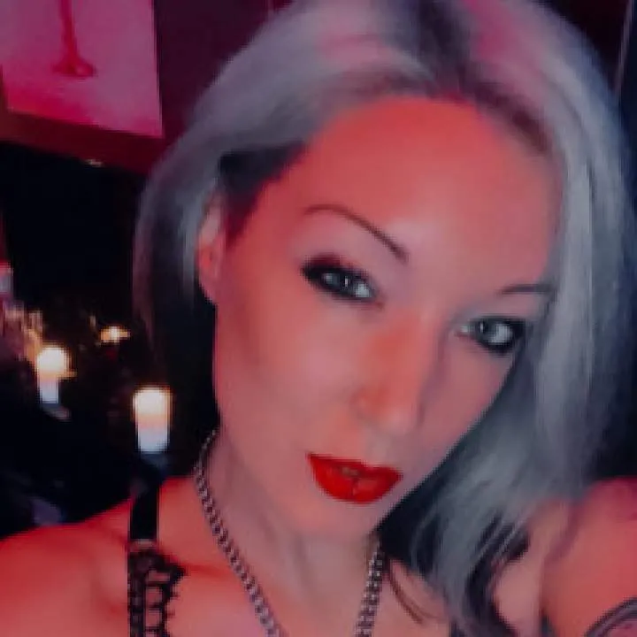 Mistress Kim Photo On Jungo Live