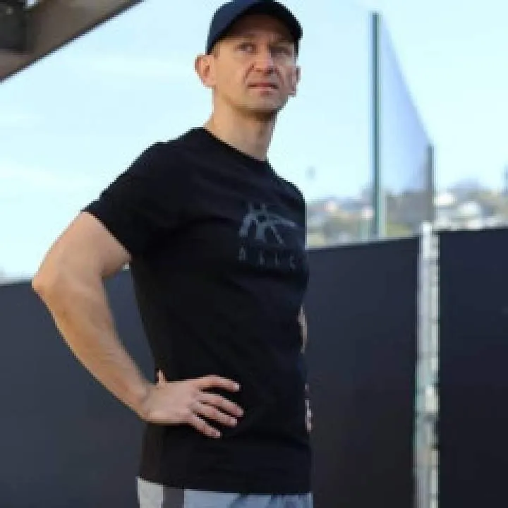 Lois Luis Photo On Jungo Live