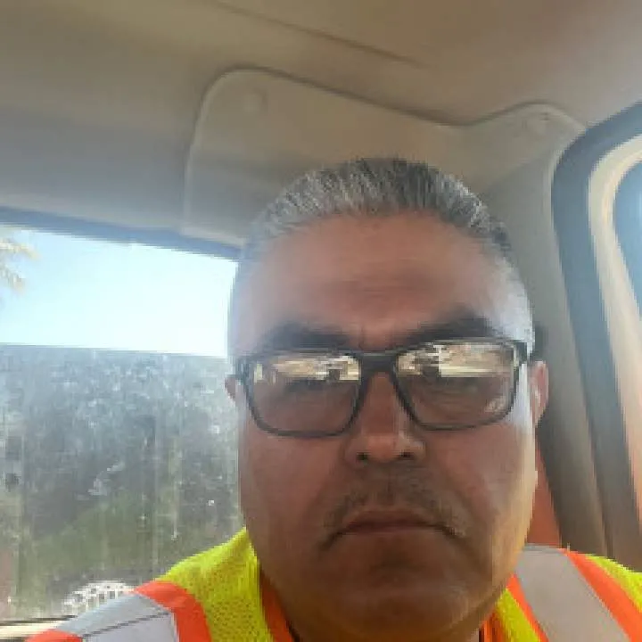 Luis Photo On Jungo Live