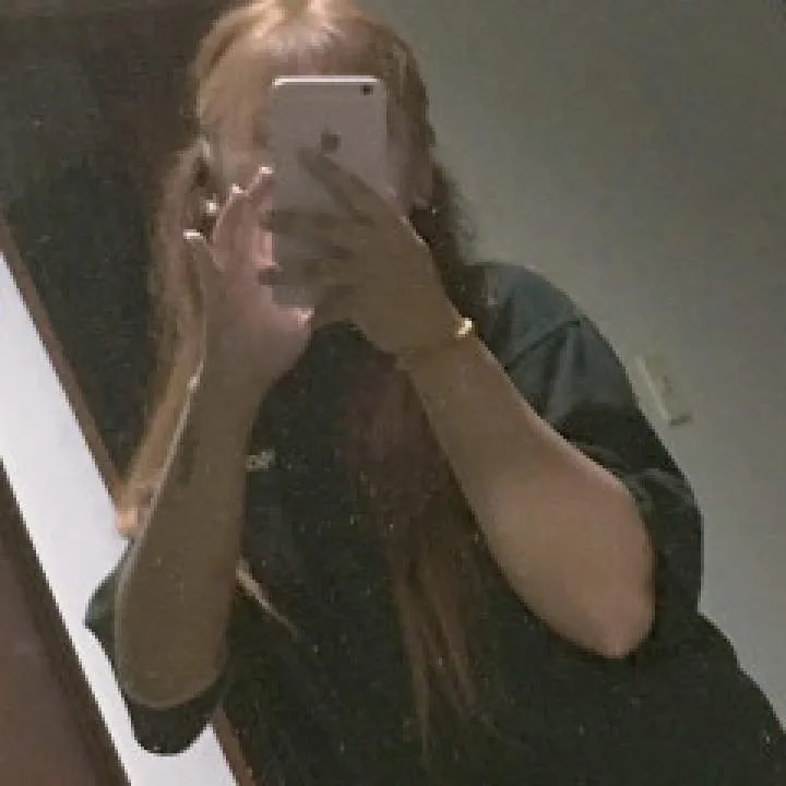 Ann Photo On Jungo Live